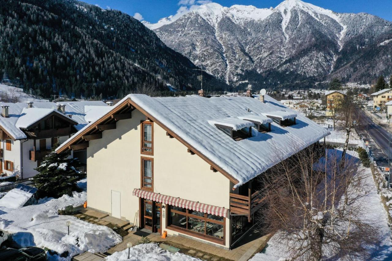Bepy Hotel Garni Giustino Dış mekan fotoğraf