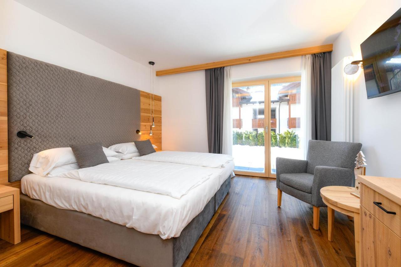 Bepy Hotel Garni Giustino Dış mekan fotoğraf