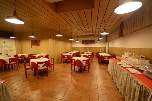 Bepy Hotel Garni Giustino Dış mekan fotoğraf