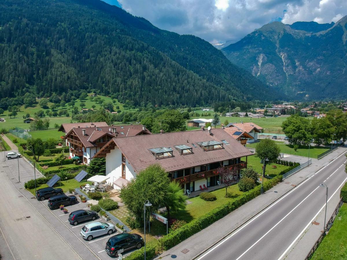 Bepy Hotel Garni Giustino Dış mekan fotoğraf